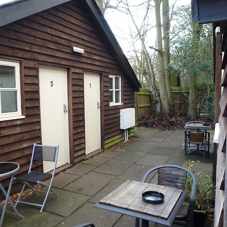 Woodland Lodge Hoddesdon Exterior photo